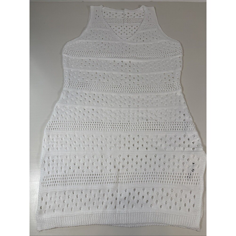 Bellelily Cover Up Dress White Sleeveless V-Neck Soft Size Small